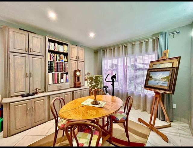 7 BEDROOM HOUSE FOR SALE IN MELODIE